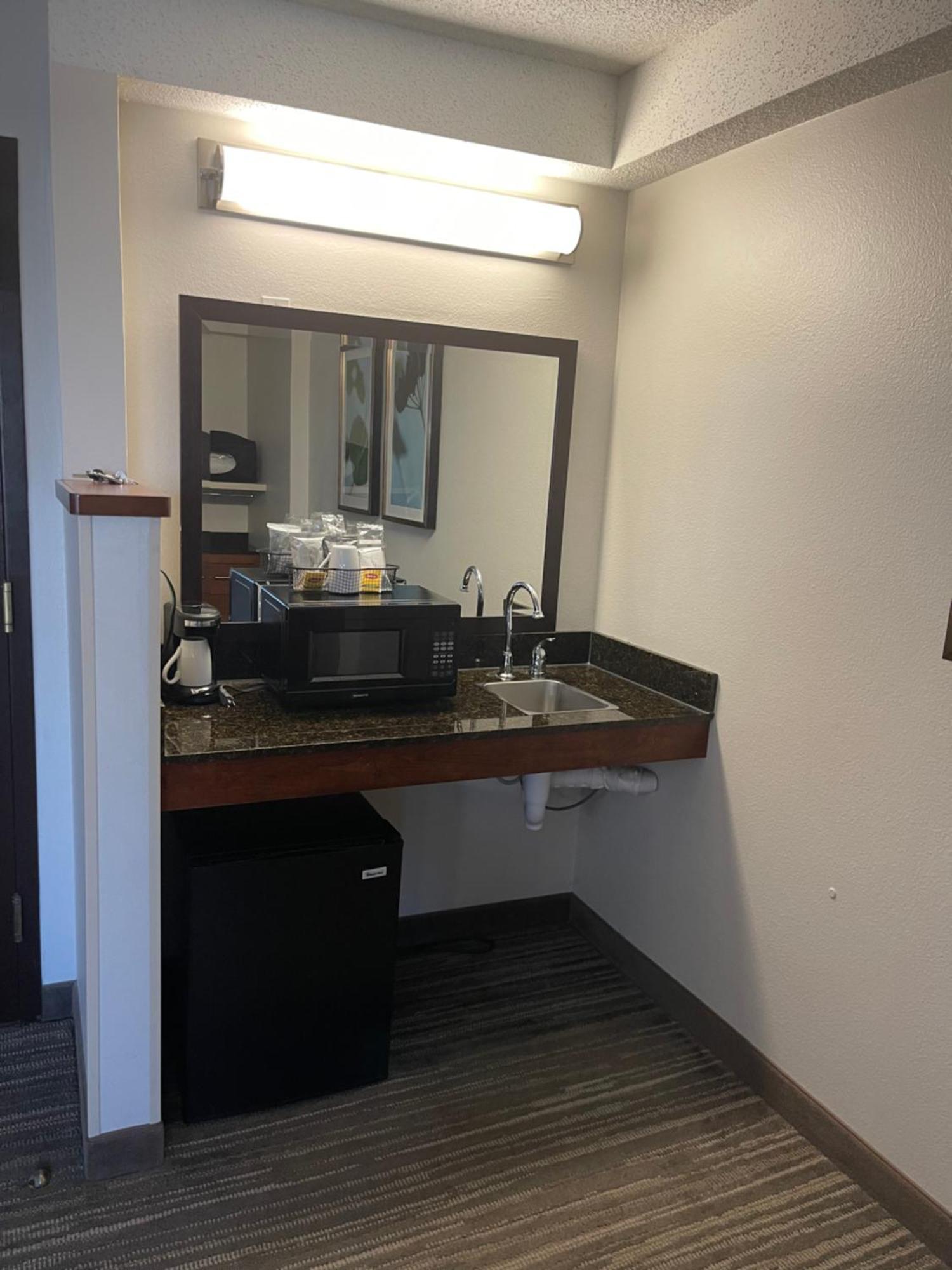Hyatt Place Kansas City/Overland Park/Metcalf Extérieur photo